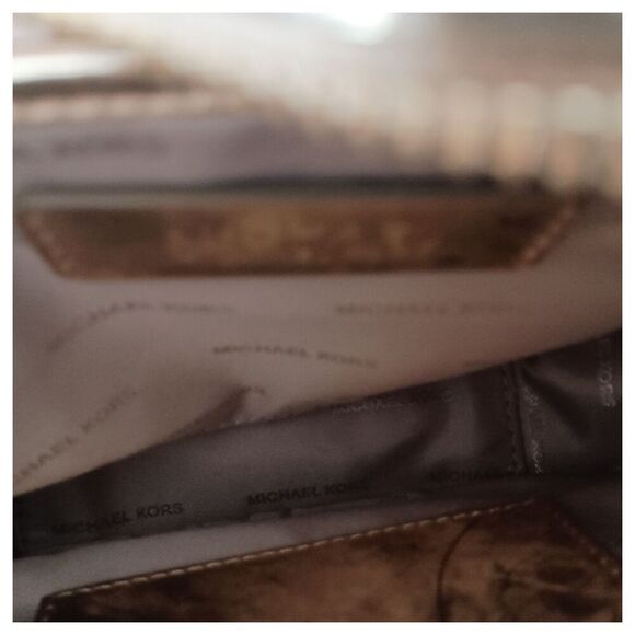 Michael Kors Handbag Small Womens Gold Leather Crossbody Chain Strap Fabric Zip - Picture 10 of 12